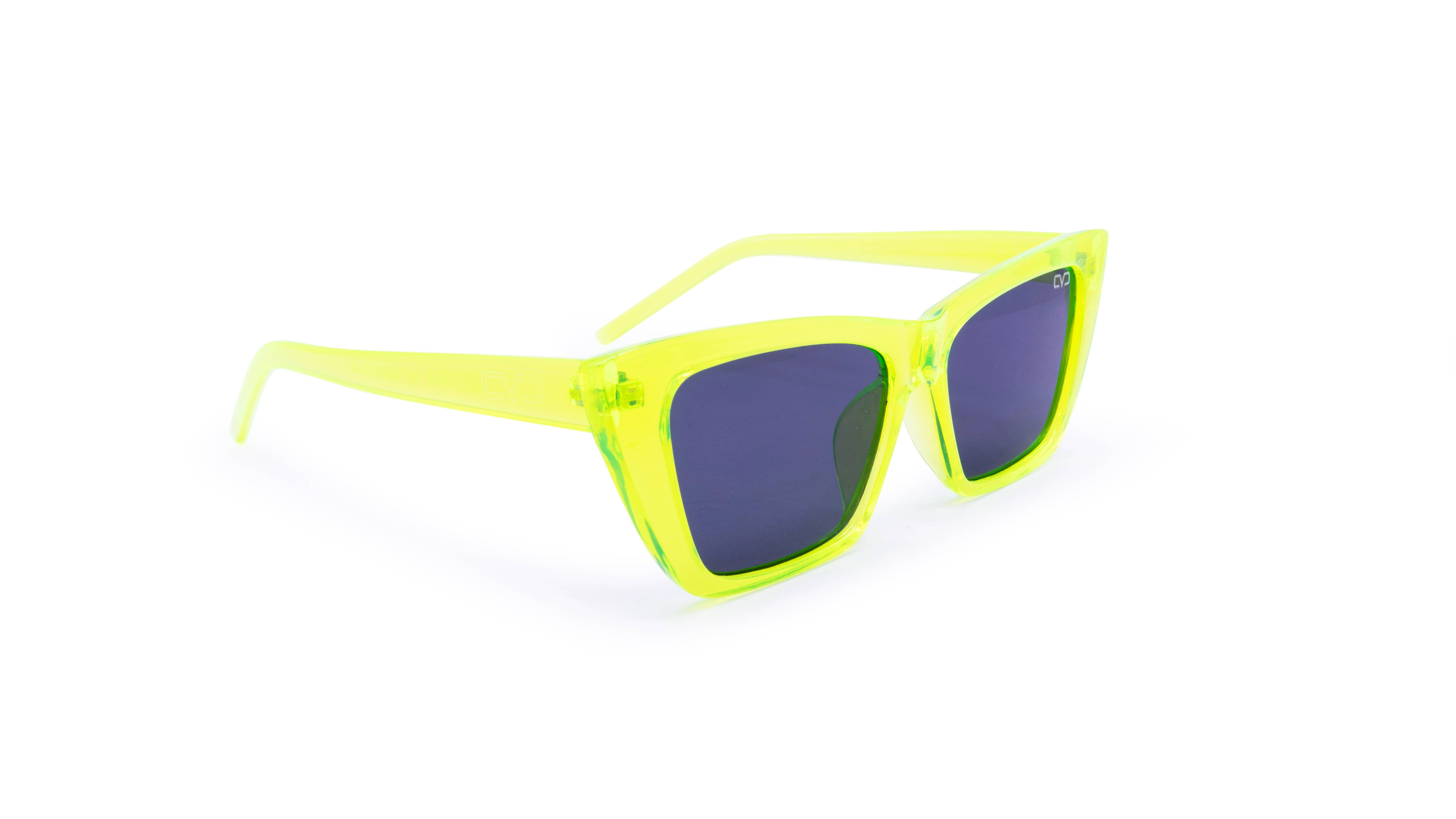 SUNGLASS WOMENS "ULTRA" SW097